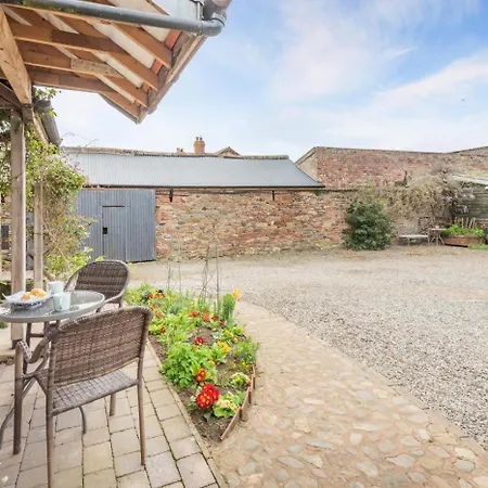 3 Bed In Kirkbampton Oc-l32005 Holiday home Burgh by Sands