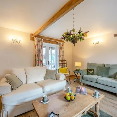 3 Bed In Kirkbampton Oc-l32005 Holiday home Burgh by Sands